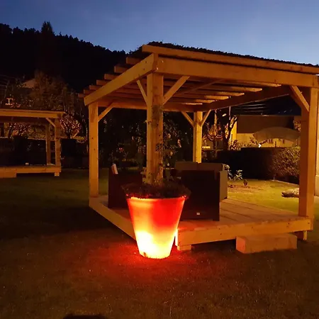 Le Castelet Sancy - Jardin & Szálloda Le Mont-Dore