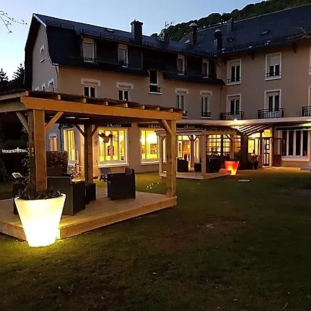 Hotel Le Castelet Sancy - Jardin &